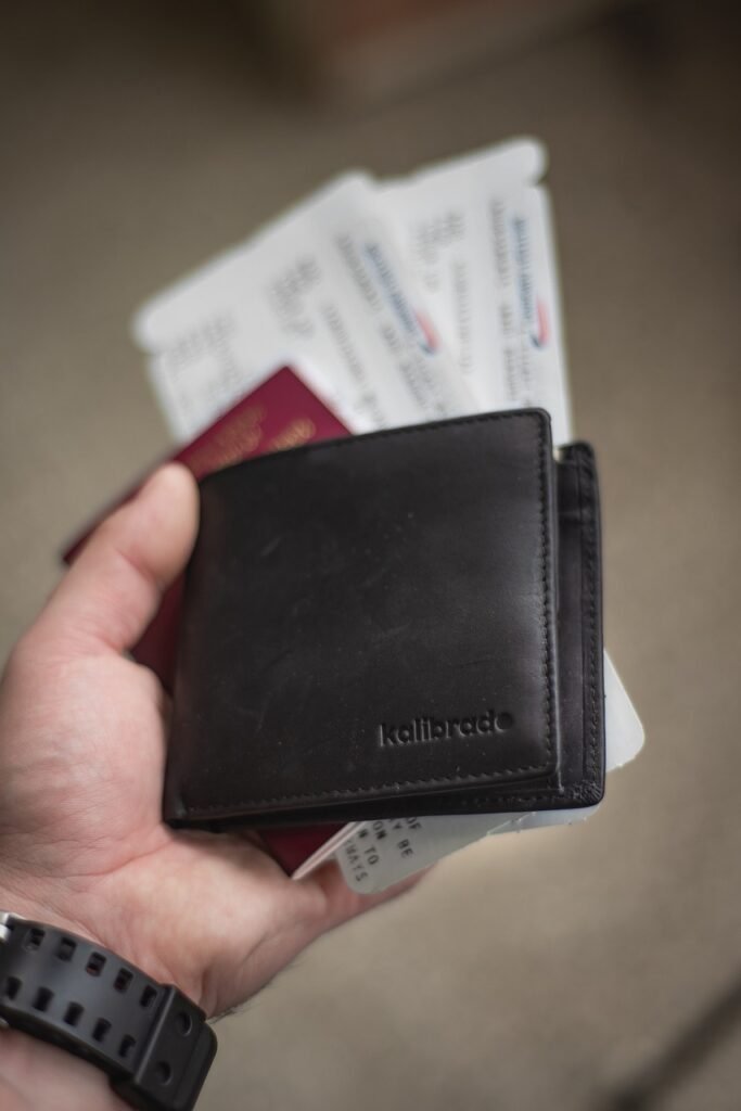 The Evolving Fashion of Mens Leather Wallets