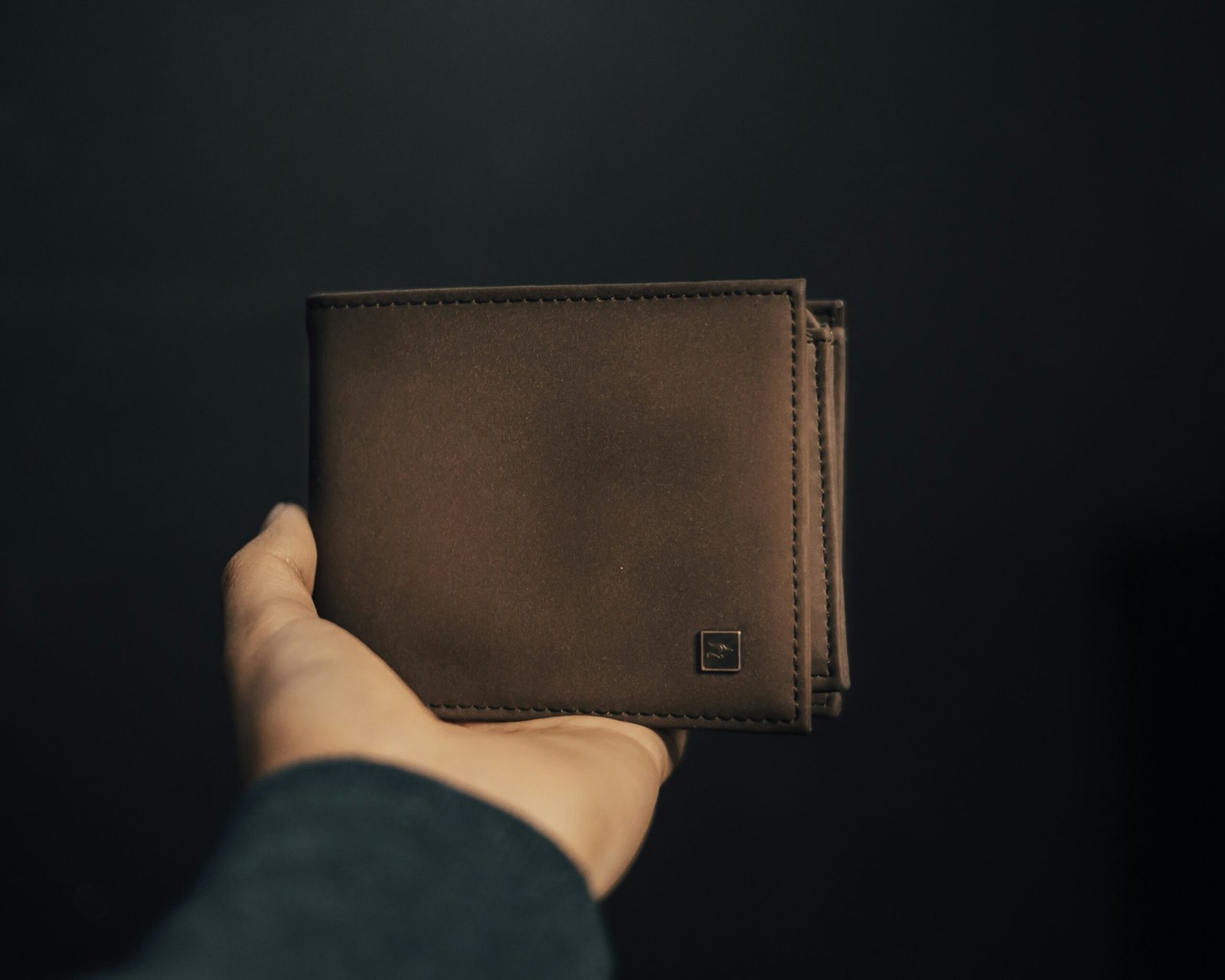 Key Features to Seek in Leather Wallets